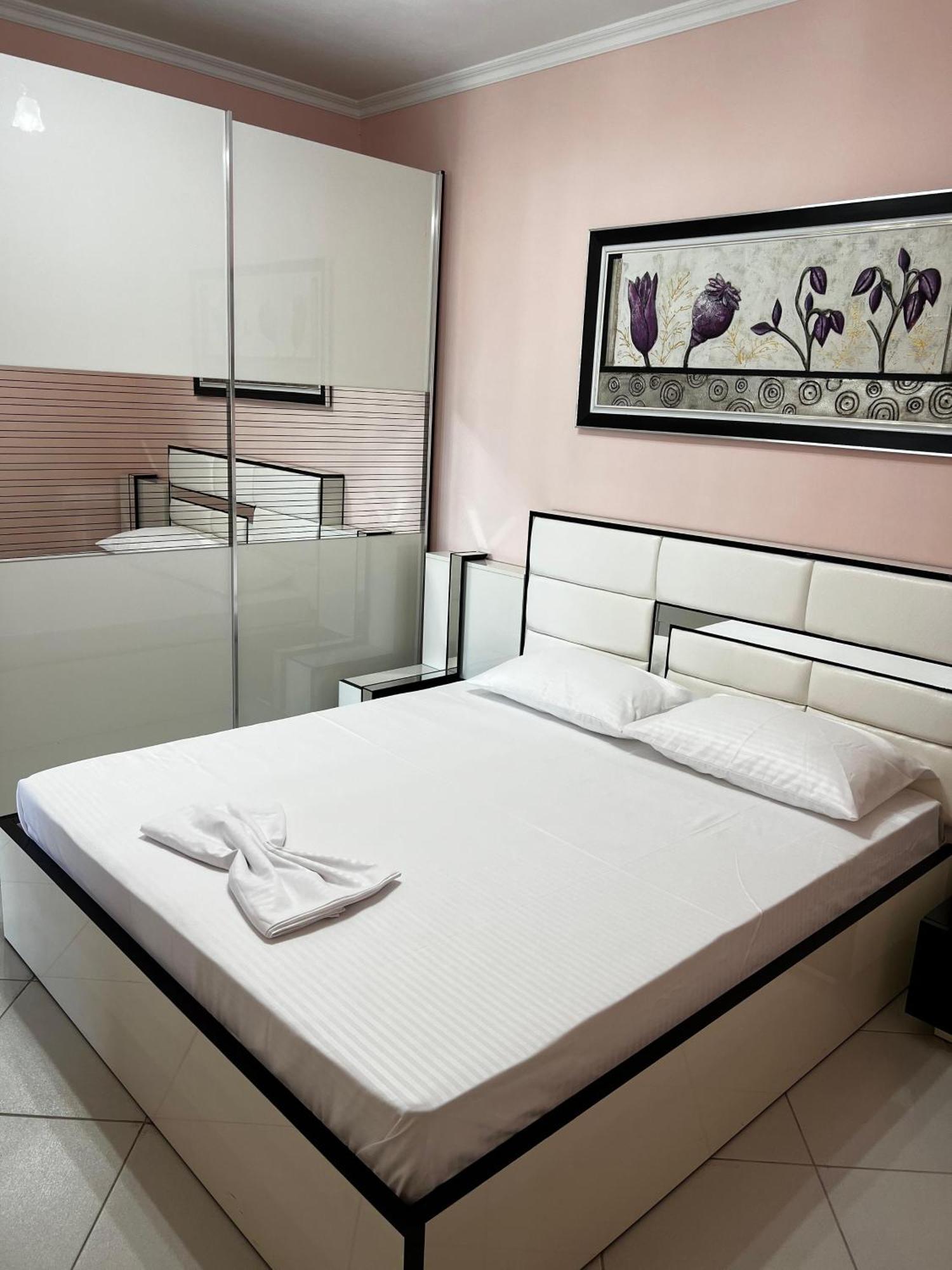 Amy'S Luxury Appartment Shkodra Kültér fotó