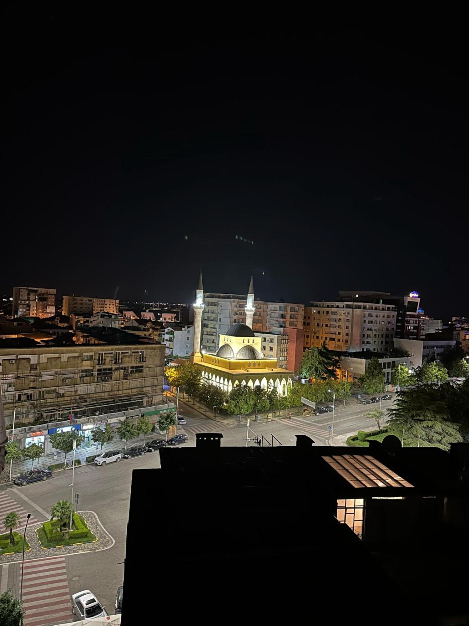 Amy'S Luxury Appartment Shkodra Szoba fotó