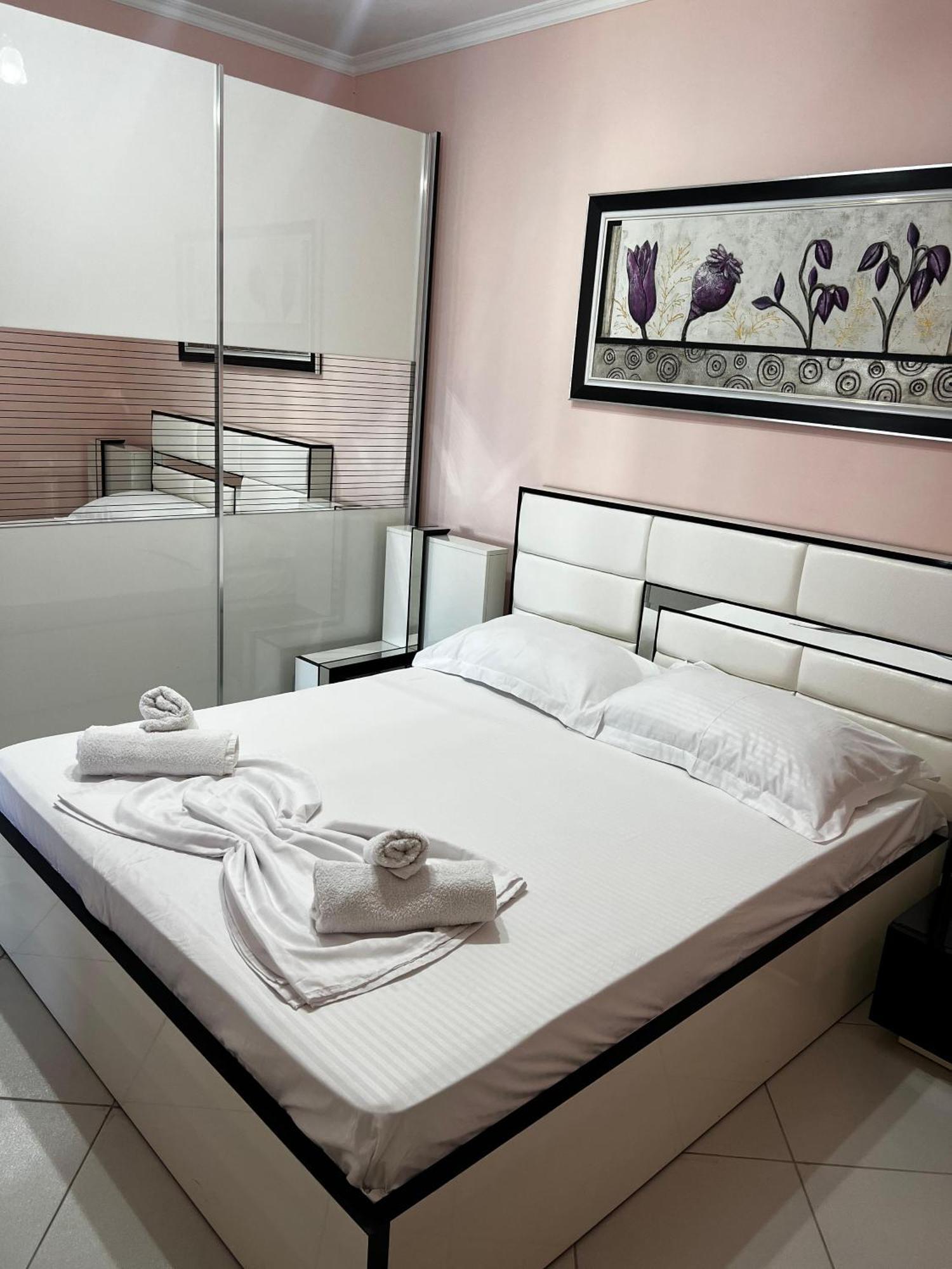 Amy'S Luxury Appartment Shkodra Kültér fotó