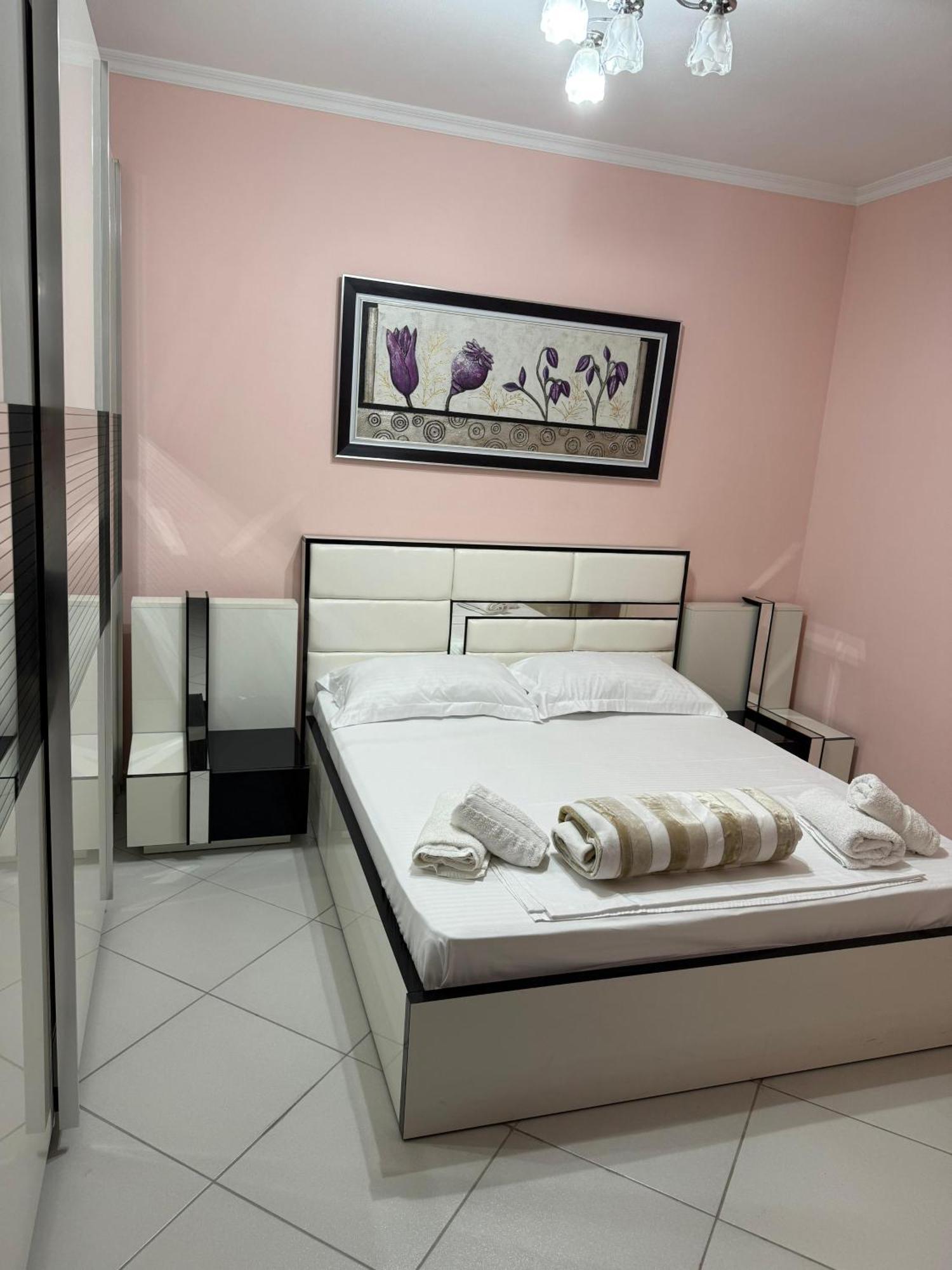Amy'S Luxury Appartment Shkodra Kültér fotó
