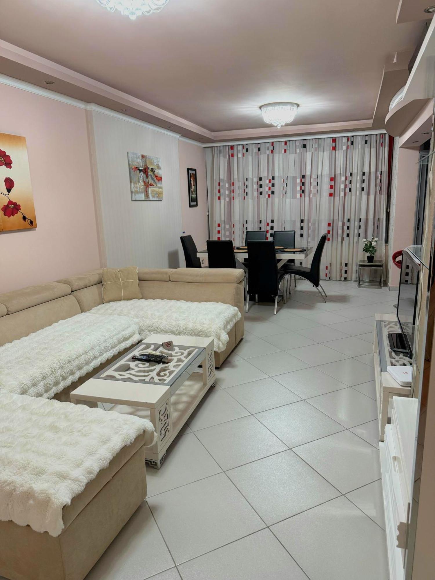 Amy'S Luxury Appartment Shkodra Kültér fotó