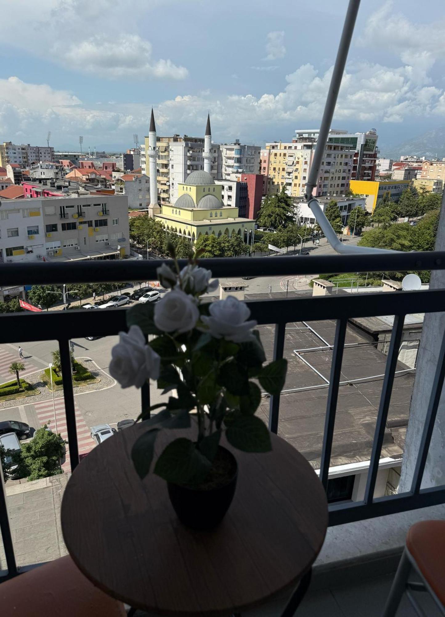 Amy'S Luxury Appartment Shkodra Kültér fotó